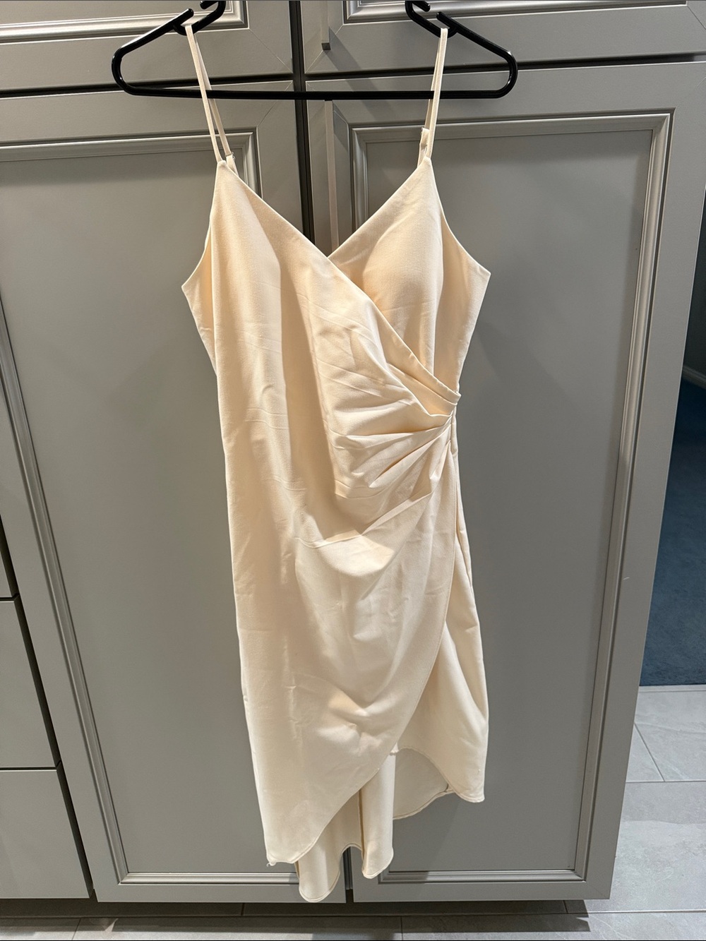 Moly Cho Elegant Cream Ruched Slip High Low Dress with Spaghetti Straps